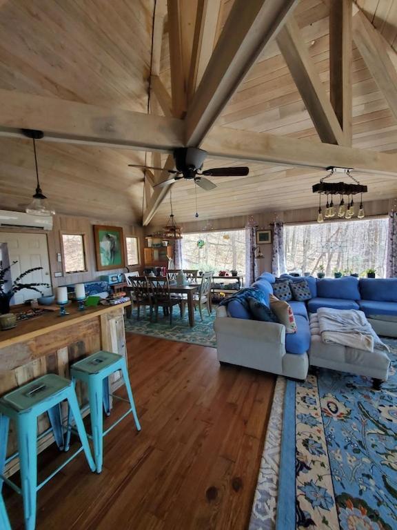 Treehouse Cathedral In Blue Ridge Mountains, Nc Villa Burnsville Bagian luar foto