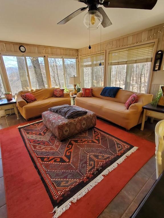 Treehouse Cathedral In Blue Ridge Mountains, Nc Villa Burnsville Bagian luar foto